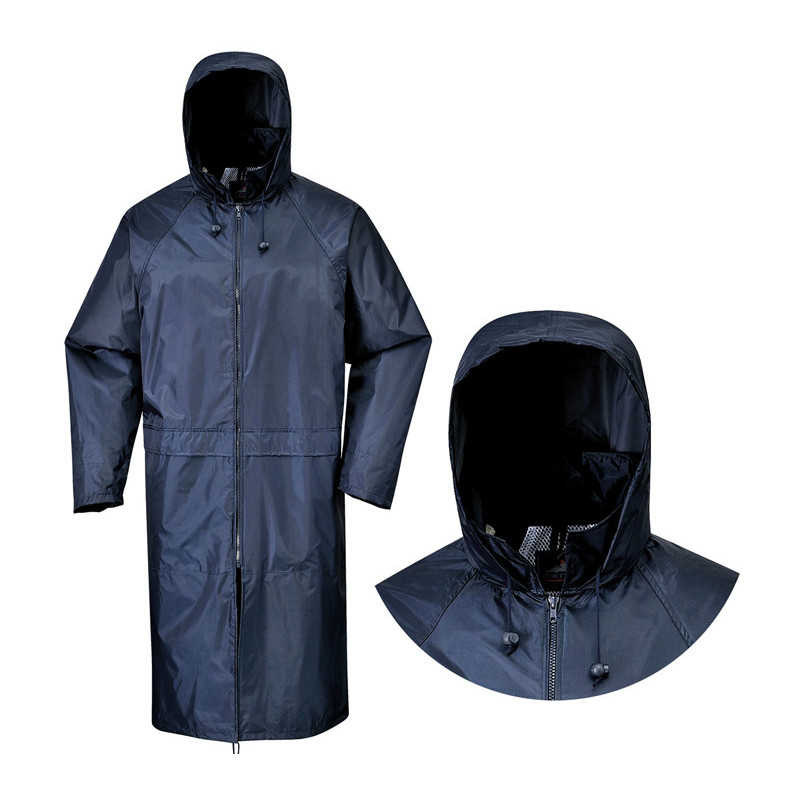 Manteau long de pluie sale