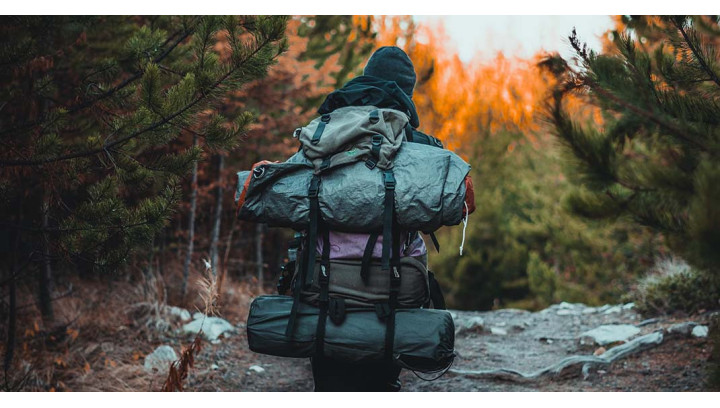 Quel est le poids maximum recommandé pour un sac à dos en randonnée